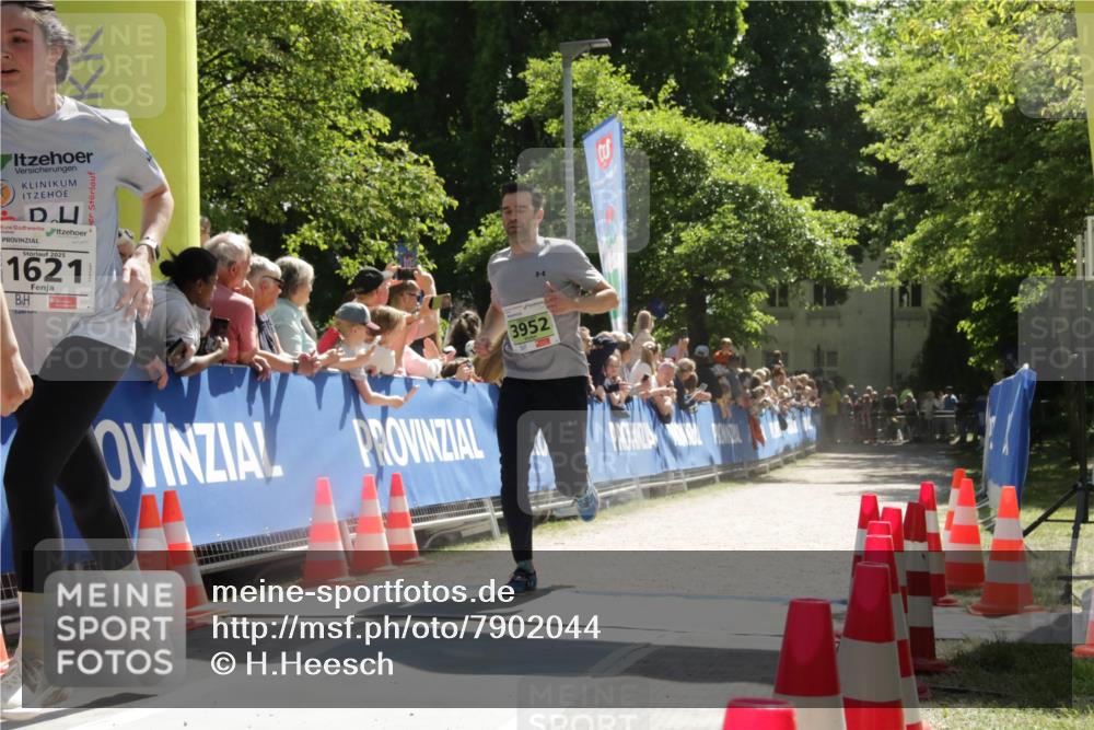 17.05.2025 - Störlauf H.Heesch http://msf.ph/oto/7902044 17.05.2025 14:41:06 Ziel 2025, 1621, 3952 meine-sportfotos.de