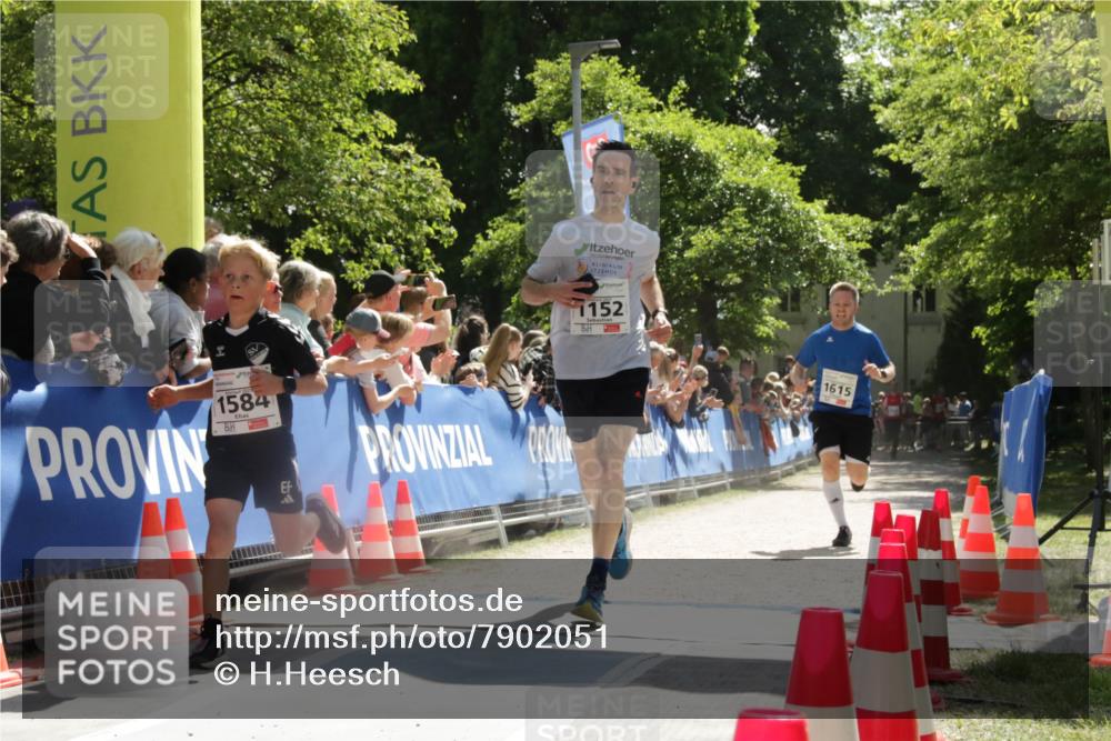 17.05.2025 - Störlauf H.Heesch http://msf.ph/oto/7902051 17.05.2025 14:41:22 Ziel 1584, 1152, 1615 meine-sportfotos.de