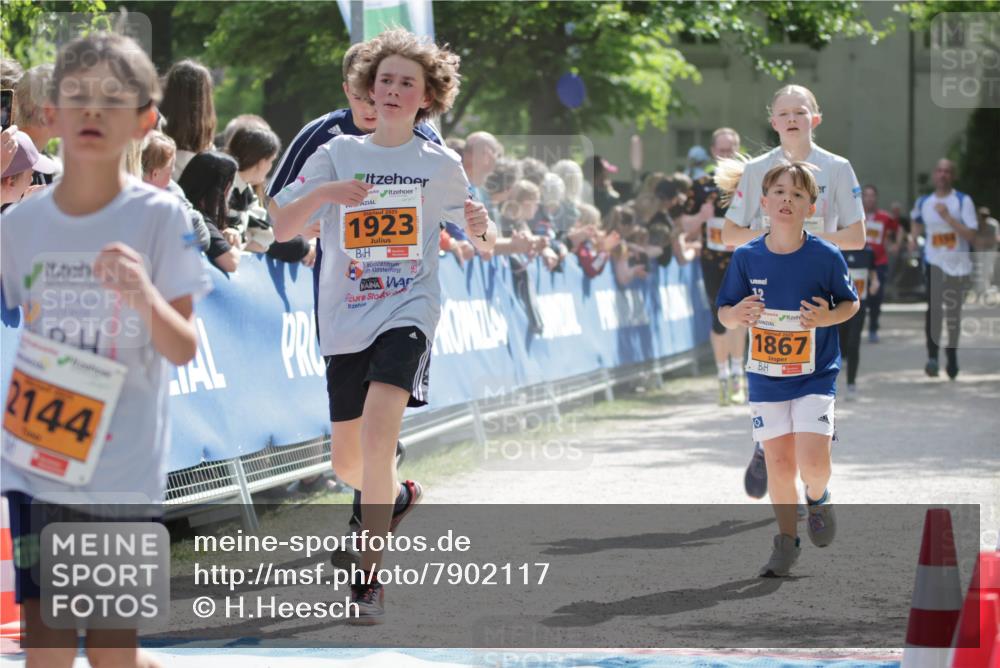 17.05.2025 - Störlauf H.Heesch http://msf.ph/oto/7902117 17.05.2025 15:28:37 Ziel 2144, 2025, 1923, 2025, 1867 meine-sportfotos.de