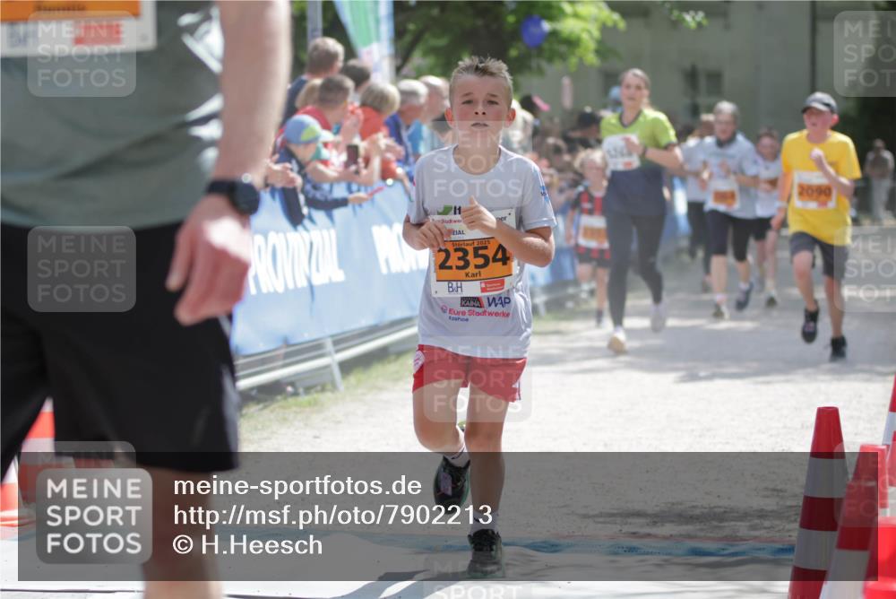 17.05.2025 - Störlauf H.Heesch http://msf.ph/oto/7902213 17.05.2025 15:28:55 Ziel 2025, 2354, 2090 meine-sportfotos.de