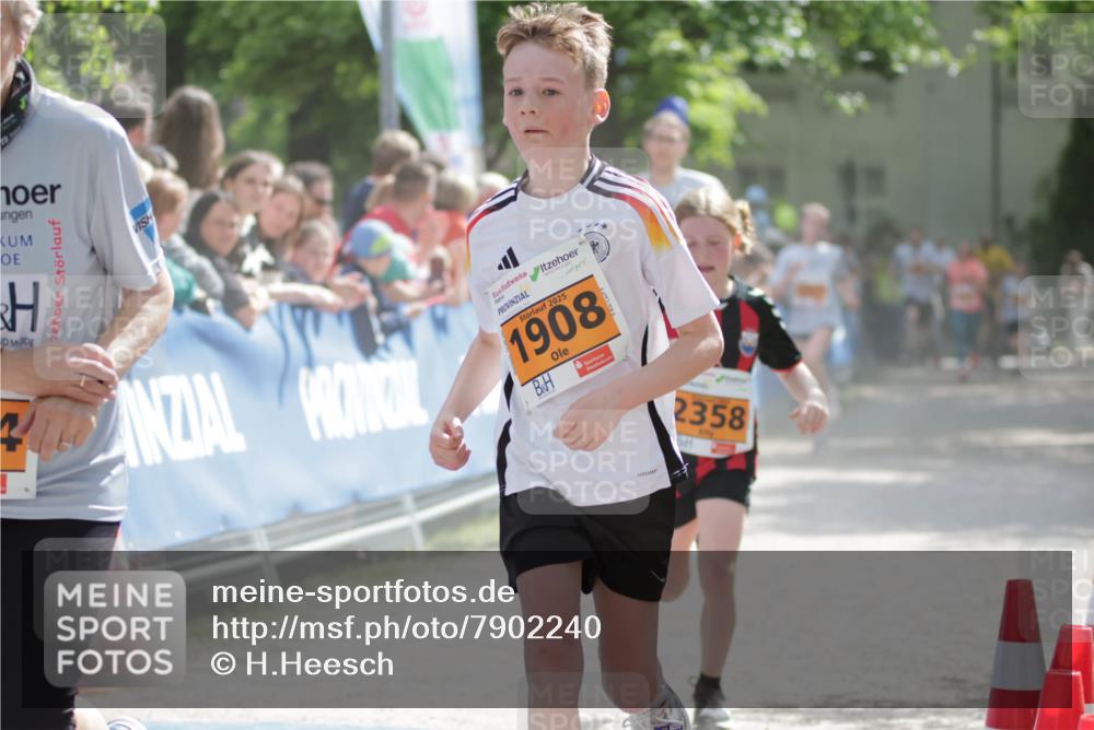 17.05.2025 - Störlauf H.Heesch http://msf.ph/oto/7902240 17.05.2025 15:29:00 Ziel 2025, 1908, 2358 meine-sportfotos.de