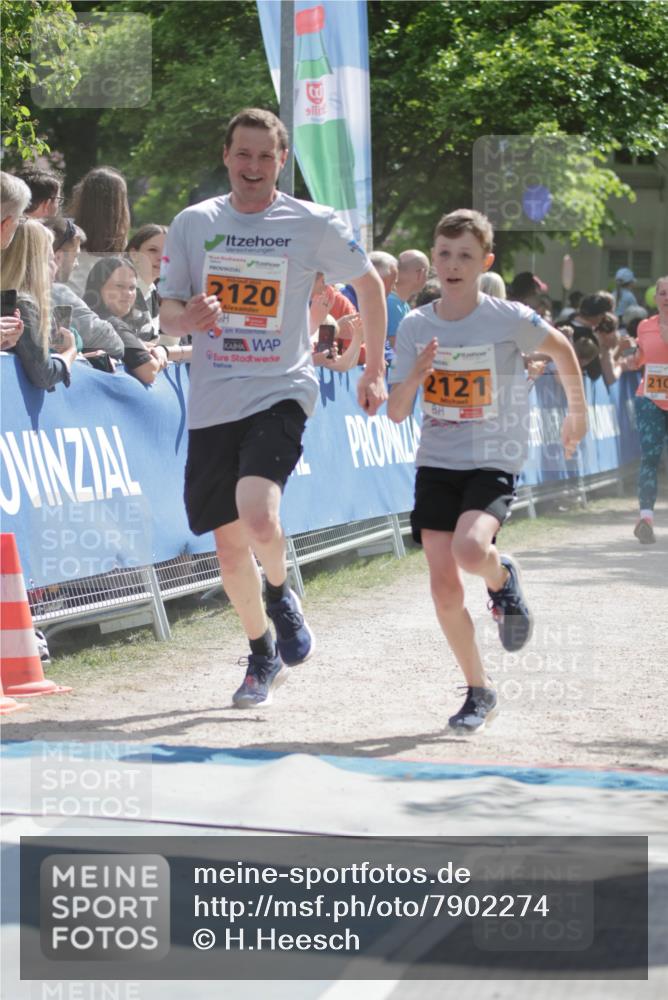 17.05.2025 - Störlauf H.Heesch http://msf.ph/oto/7902274 17.05.2025 15:29:06 Ziel 2120, 2121, 210 meine-sportfotos.de