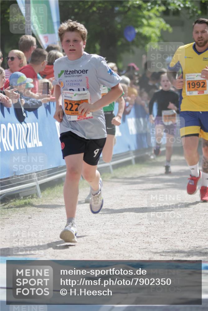 17.05.2025 - Störlauf H.Heesch http://msf.ph/oto/7902350 17.05.2025 15:29:17 Ziel 2025, 227, 1992 meine-sportfotos.de
