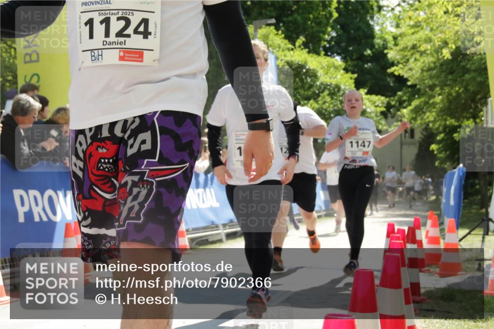 17.05.2025 - Störlauf H.Heesch http://msf.ph/oto/7902366 17.05.2025 14:45:48 Ziel 2025, 1124, 1147 meine-sportfotos.de