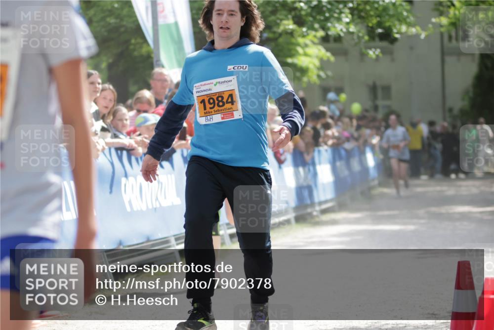 17.05.2025 - Störlauf H.Heesch http://msf.ph/oto/7902378 17.05.2025 15:29:24 Ziel 2025, 1984 meine-sportfotos.de