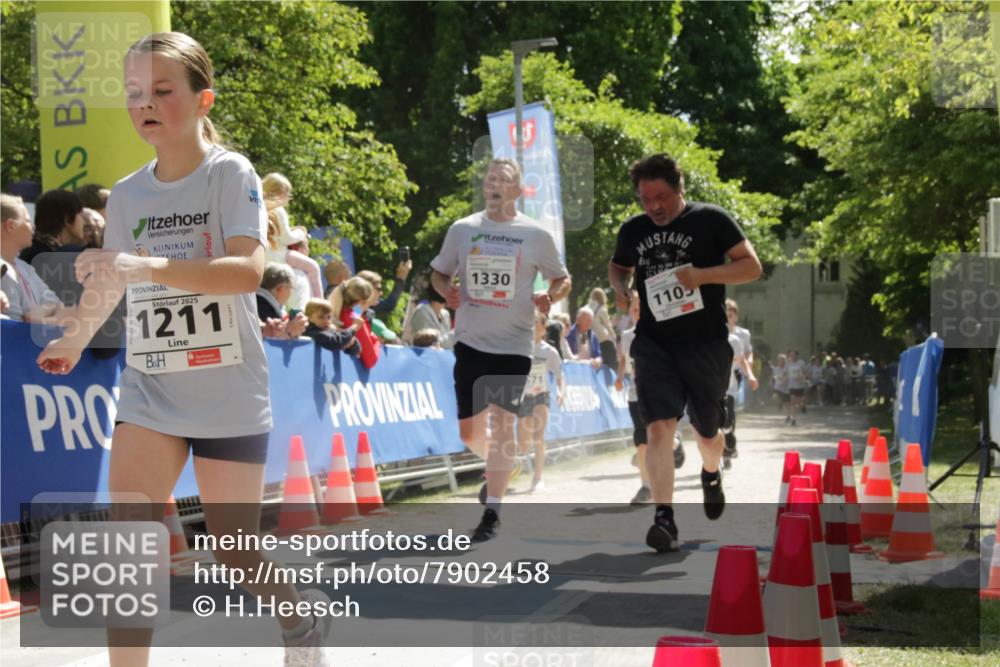 17.05.2025 - Störlauf H.Heesch http://msf.ph/oto/7902458 17.05.2025 14:46:32 Ziel 2025, 1211, 1330, 1105 meine-sportfotos.de