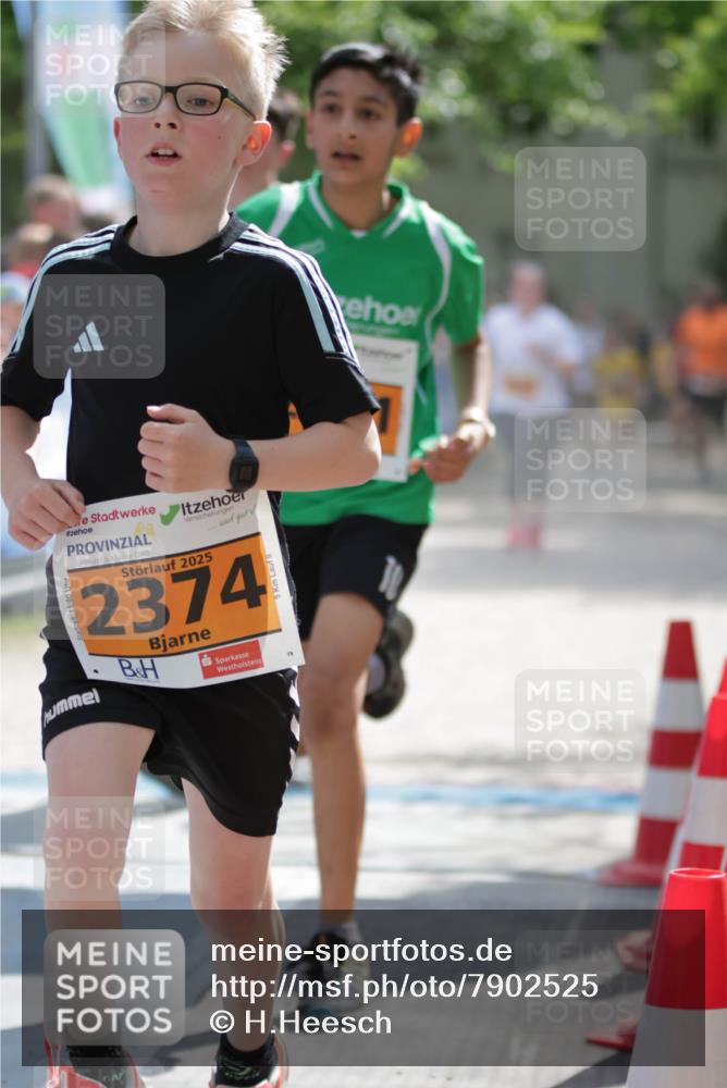 17.05.2025 - Störlauf H.Heesch http://msf.ph/oto/7902525 17.05.2025 15:29:57 Ziel 15, 00, 2025, 2374 meine-sportfotos.de
