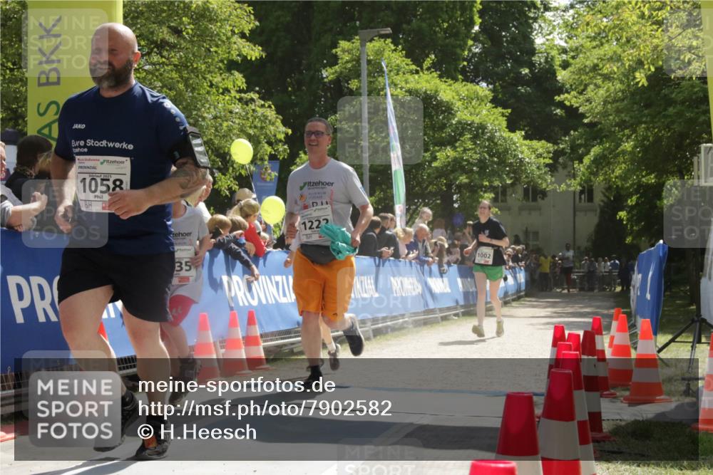 17.05.2025 - Störlauf H.Heesch http://msf.ph/oto/7902582 17.05.2025 14:47:43 Ziel 2025, 1058, 35, 1223, 1002 meine-sportfotos.de