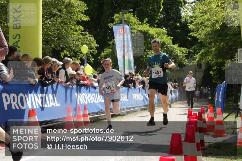 17.05.2025 - Störlauf H.Heesch http://msf.ph/oto/7902612 17.05.2025 14:48:14 Ziel 1451, 1452, 1437 meine-sportfotos.de