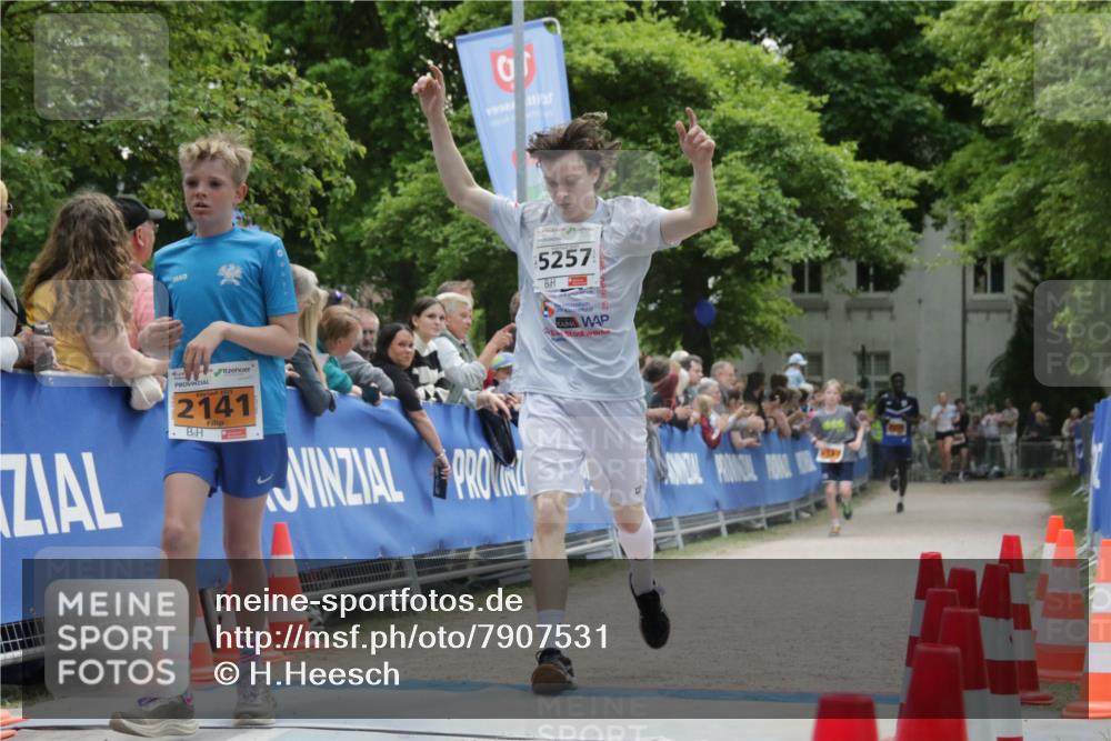 17.05.2025 - Störlauf H.Heesch http://msf.ph/oto/7907531 17.05.2025 15:24:05 Ziel 2025, 2141, 1992, 5257 meine-sportfotos.de