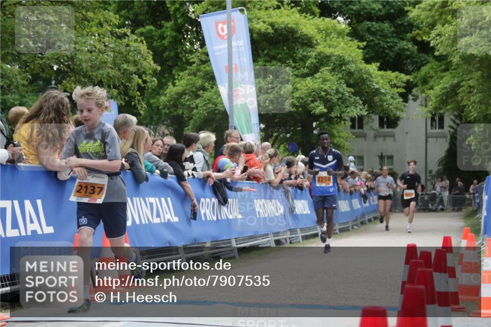 17.05.2025 - Störlauf H.Heesch http://msf.ph/oto/7907535 17.05.2025 15:24:10 Ziel 1998, 2, 2137, 2258, 17, 225, 2256 meine-sportfotos.de