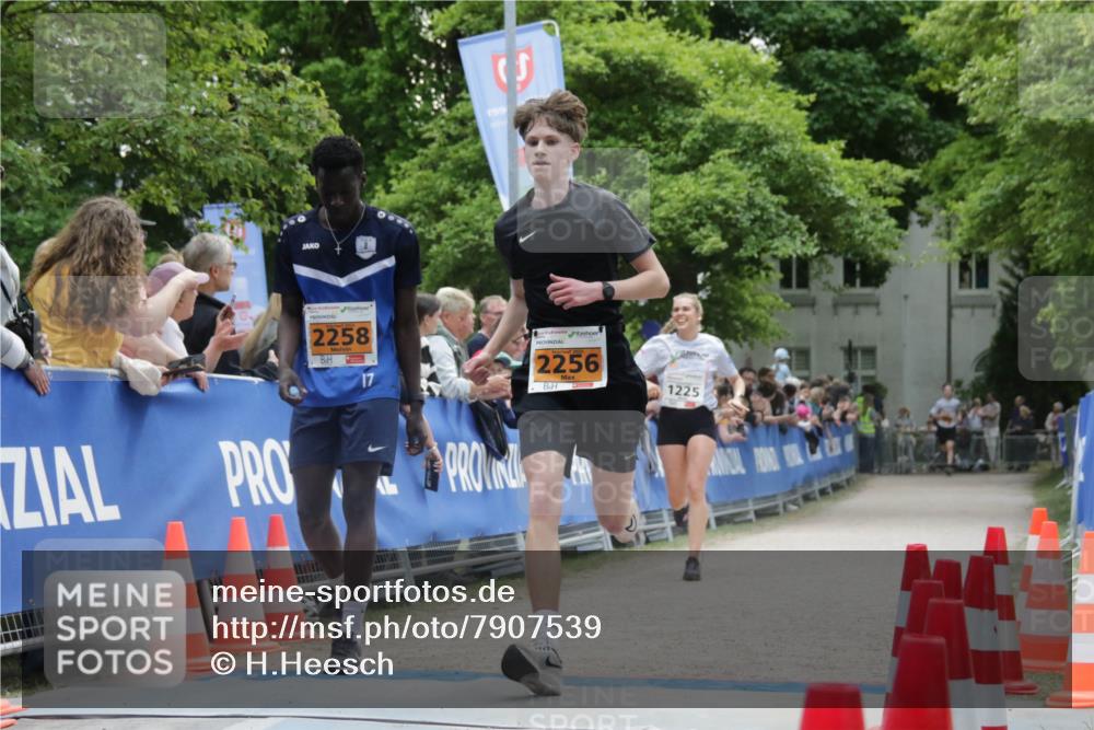 17.05.2025 - Störlauf H.Heesch http://msf.ph/oto/7907539 17.05.2025 15:24:13 Ziel 199, 2258, 2256, 1225 meine-sportfotos.de