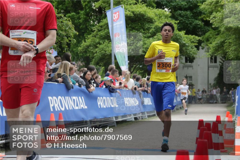 17.05.2025 - Störlauf H.Heesch http://msf.ph/oto/7907569 17.05.2025 15:25:30 Ziel 2025, 2300, 2266 meine-sportfotos.de