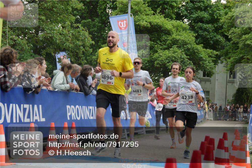 17.05.2025 - Störlauf H.Heesch http://msf.ph/oto/7917295 17.05.2025 18:50:06 Ziel 9928910, 4896, 4483, 682, 4238, 5107 meine-sportfotos.de