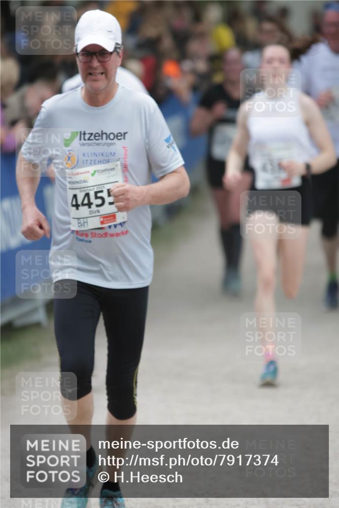 17.05.2025 - Störlauf H.Heesch http://msf.ph/oto/7917374 17.05.2025 18:57:19 Ziel 2025, 4455 meine-sportfotos.de