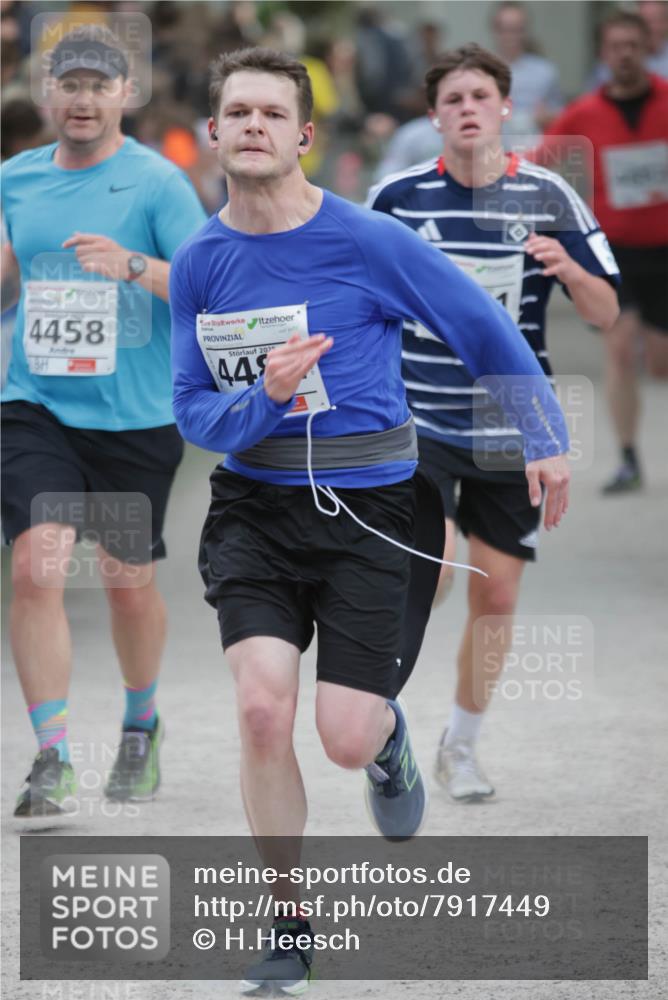 17.05.2025 - Störlauf H.Heesch http://msf.ph/oto/7917449 17.05.2025 18:57:35 Ziel 4458, 20, 445 meine-sportfotos.de