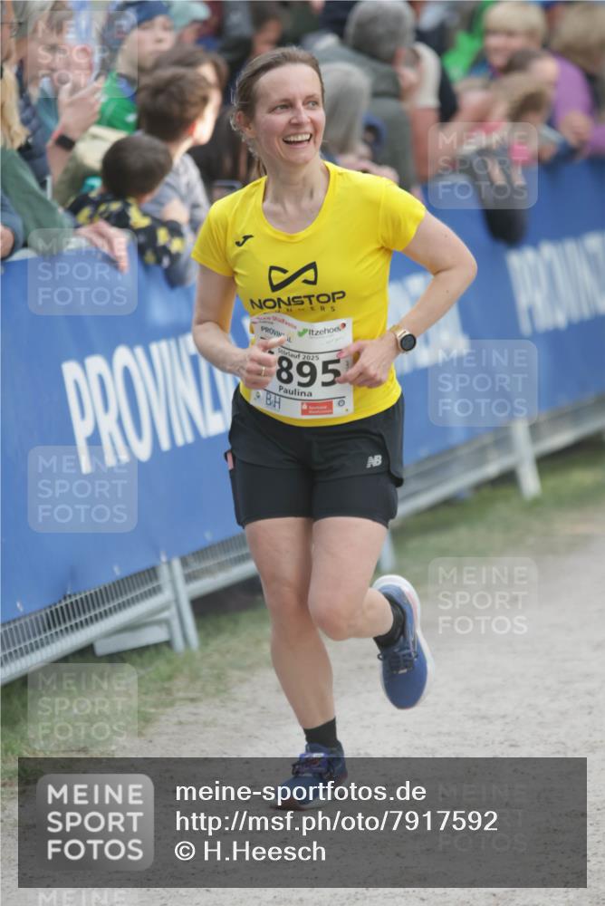 17.05.2025 - Störlauf H.Heesch http://msf.ph/oto/7917592 17.05.2025 18:57:56 Ziel 2025, 895, 0 meine-sportfotos.de