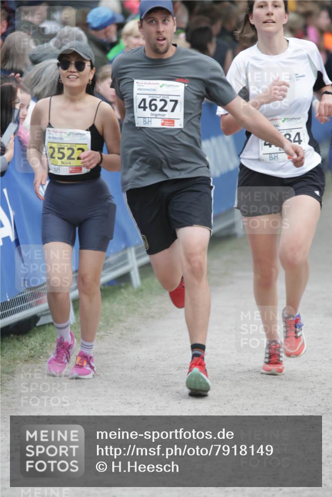 17.05.2025 - Störlauf H.Heesch http://msf.ph/oto/7918149 17.05.2025 18:59:03 Ziel 2025, 2522, 2025, 4627, 2025, 84 meine-sportfotos.de
