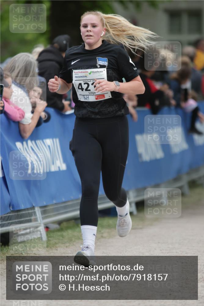 17.05.2025 - Störlauf H.Heesch http://msf.ph/oto/7918157 17.05.2025 19:08:37 Ziel 20, 42 meine-sportfotos.de