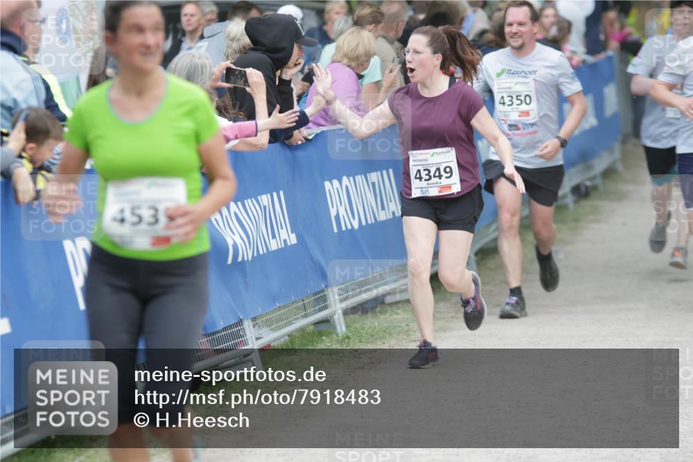 17.05.2025 - Störlauf H.Heesch http://msf.ph/oto/7918483 17.05.2025 19:09:49 Ziel 453, 4349, 4350 meine-sportfotos.de