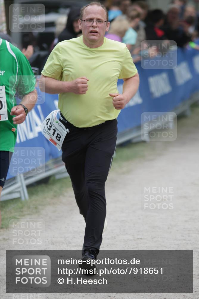 17.05.2025 - Störlauf H.Heesch http://msf.ph/oto/7918651 17.05.2025 19:10:45 Ziel 4318 meine-sportfotos.de