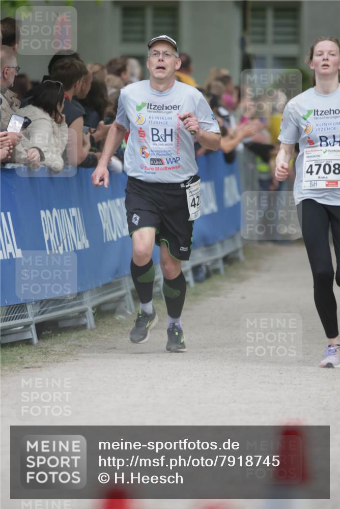 17.05.2025 - Störlauf H.Heesch http://msf.ph/oto/7918745 17.05.2025 18:59:57 Ziel 42, 2025, 4708 meine-sportfotos.de