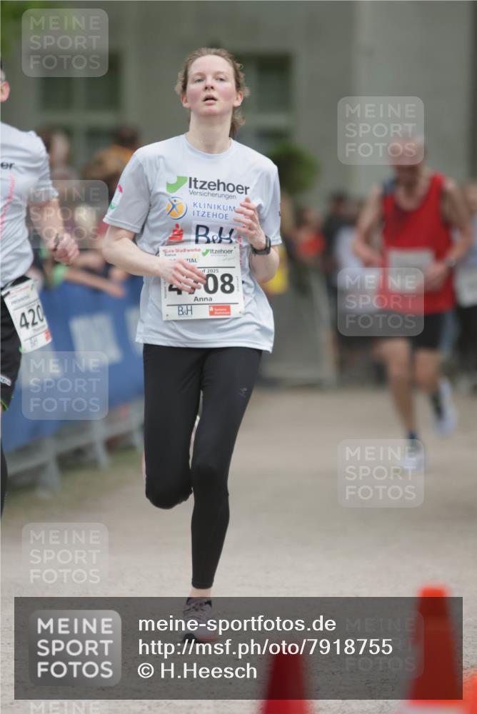 17.05.2025 - Störlauf H.Heesch http://msf.ph/oto/7918755 17.05.2025 18:59:58 Ziel 420, 7, 2025, 08 meine-sportfotos.de