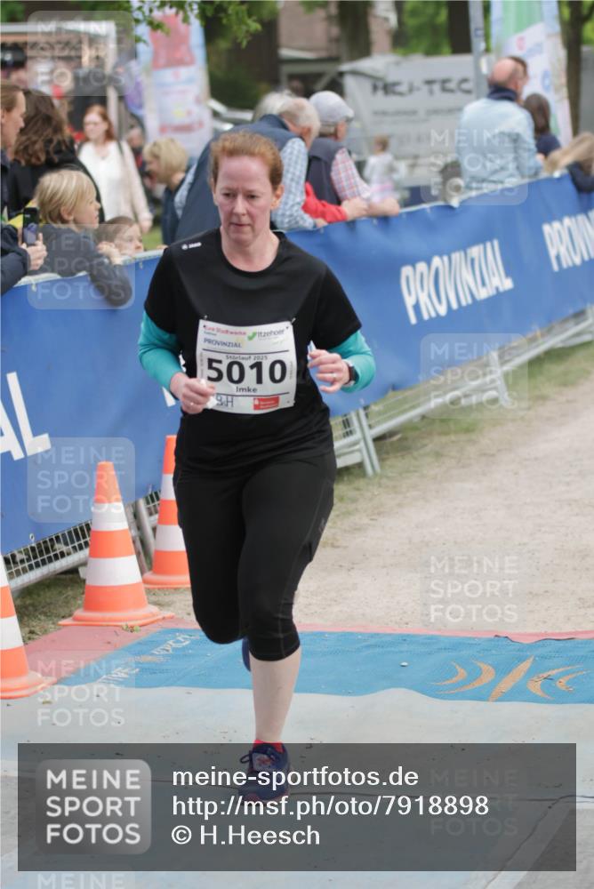 17.05.2025 - Störlauf H.Heesch http://msf.ph/oto/7918898 17.05.2025 19:11:31 Ziel 2025, 5010 meine-sportfotos.de