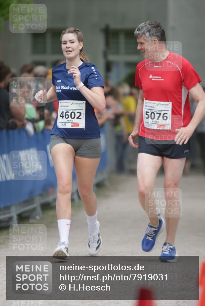 17.05.2025 - Störlauf H.Heesch http://msf.ph/oto/7919031 17.05.2025 19:00:28 Ziel 2025, 4602, 2025, 5076 meine-sportfotos.de