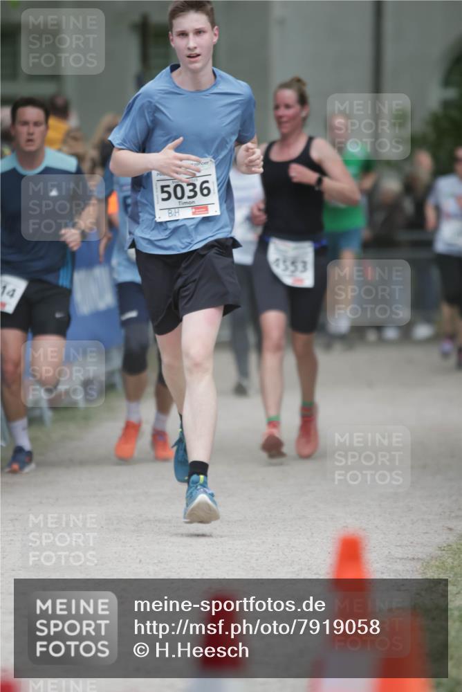 17.05.2025 - Störlauf H.Heesch http://msf.ph/oto/7919058 17.05.2025 19:00:32 Ziel 30, 14, 5036, 4553 meine-sportfotos.de