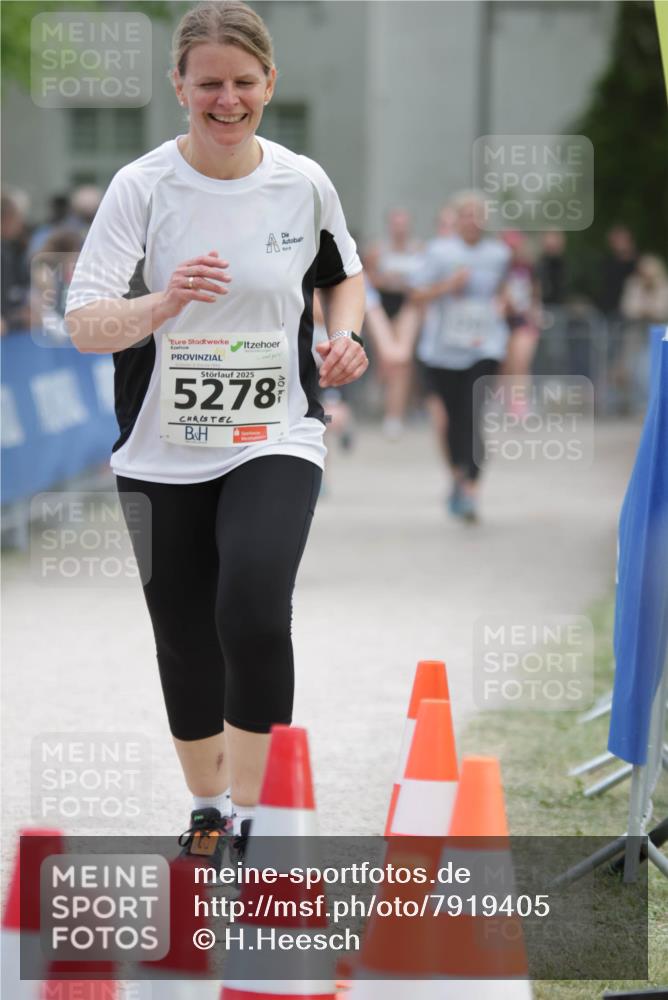 17.05.2025 - Störlauf H.Heesch http://msf.ph/oto/7919405 17.05.2025 19:01:12 Ziel 2025, 5278 meine-sportfotos.de