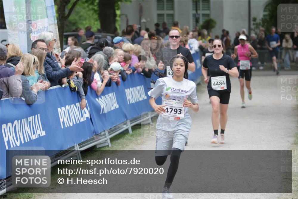 17.05.2025 - Störlauf H.Heesch http://msf.ph/oto/7920020 17.05.2025 19:02:28 Ziel 19, 4793, 4484, 4424 meine-sportfotos.de