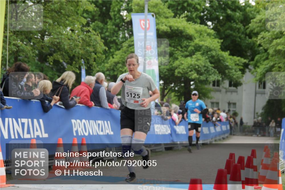 17.05.2025 - Störlauf H.Heesch http://msf.ph/oto/7920065 17.05.2025 19:07:36 Ziel 5125, 13, 5164 meine-sportfotos.de