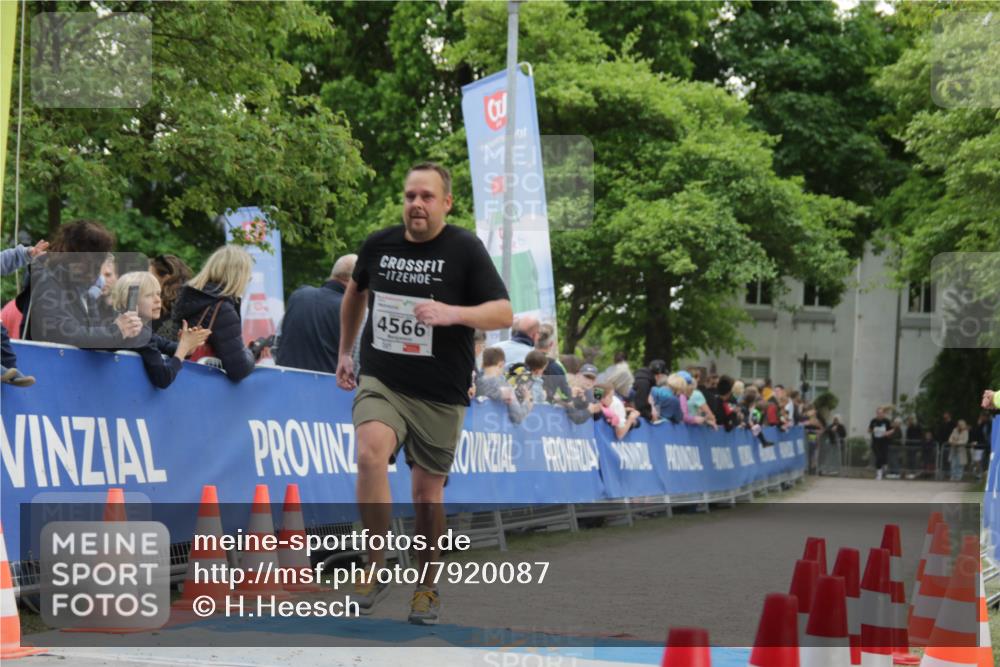 17.05.2025 - Störlauf H.Heesch http://msf.ph/oto/7920087 17.05.2025 19:08:27 Ziel 4566 meine-sportfotos.de