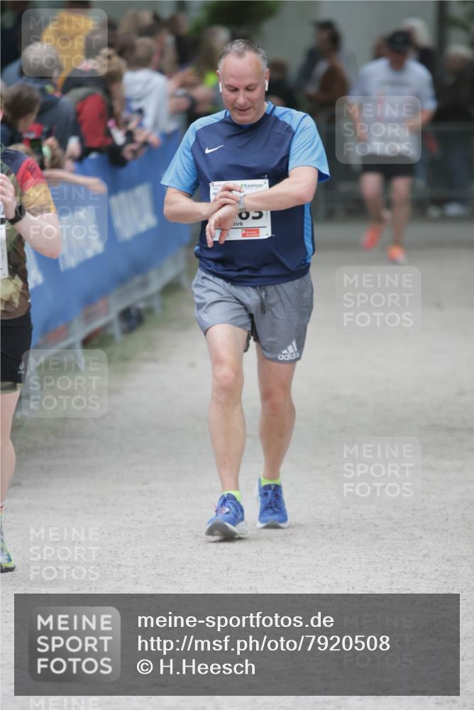 17.05.2025 - Störlauf H.Heesch http://msf.ph/oto/7920508 17.05.2025 19:03:31 Ziel  meine-sportfotos.de