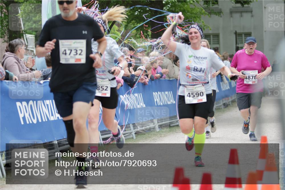 17.05.2025 - Störlauf H.Heesch http://msf.ph/oto/7920693 17.05.2025 19:04:33 Ziel 4732, 852, 4878, 4590 meine-sportfotos.de