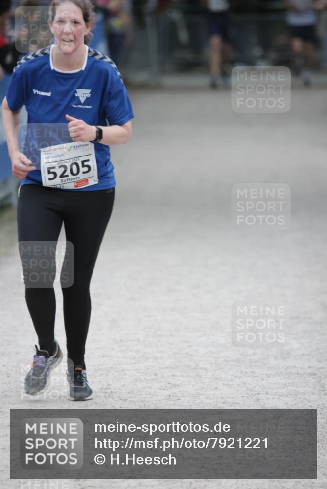 17.05.2025 - Störlauf H.Heesch http://msf.ph/oto/7921221 17.05.2025 19:06:30 Ziel 2025, 5205 meine-sportfotos.de