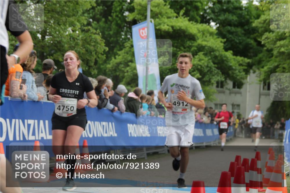 17.05.2025 - Störlauf H.Heesch http://msf.ph/oto/7921389 17.05.2025 18:57:25 Ziel 4912, 4750 meine-sportfotos.de