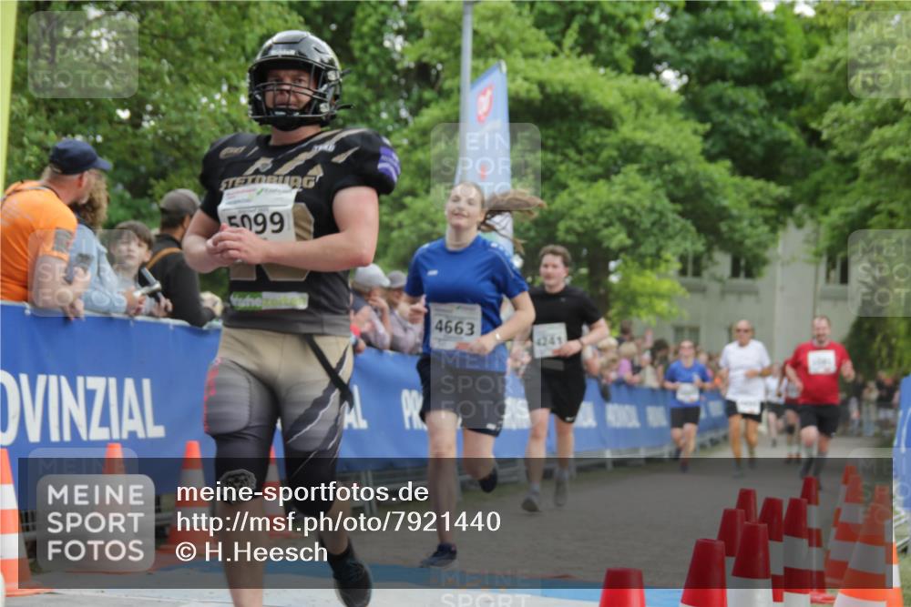 17.05.2025 - Störlauf H.Heesch http://msf.ph/oto/7921440 17.05.2025 18:58:27 Ziel 099, 4663, 4241 meine-sportfotos.de