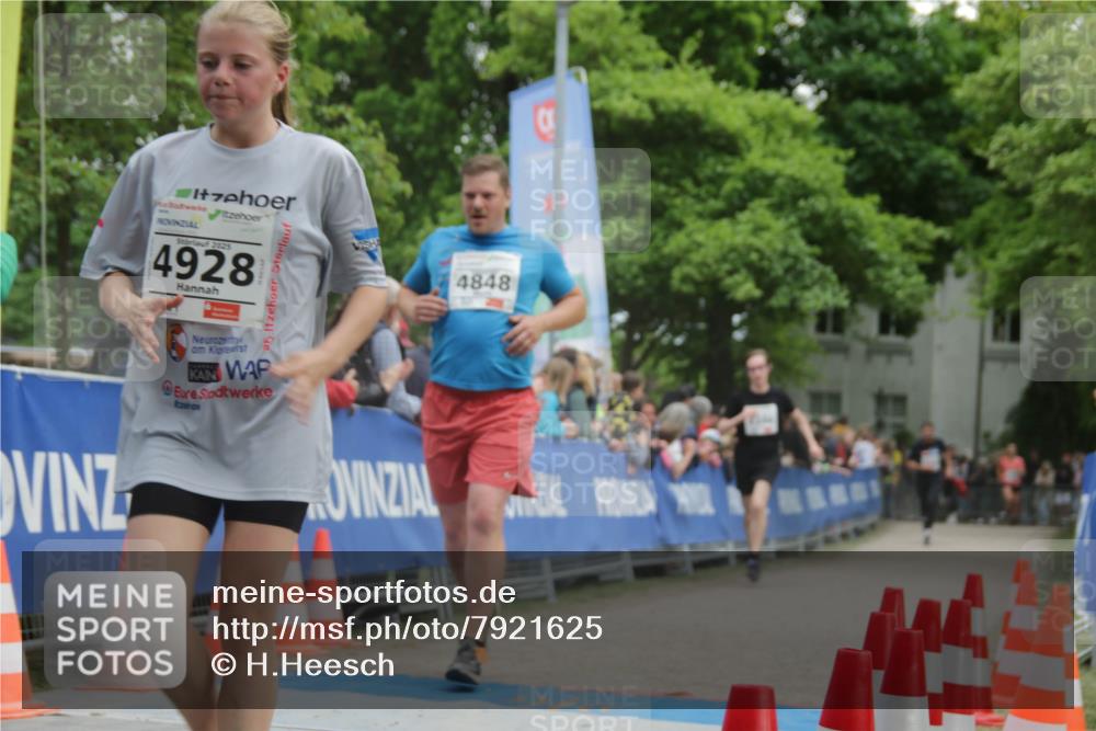 17.05.2025 - Störlauf H.Heesch http://msf.ph/oto/7921625 17.05.2025 19:01:41 Ziel 2025, 4928, 25, 4848 meine-sportfotos.de