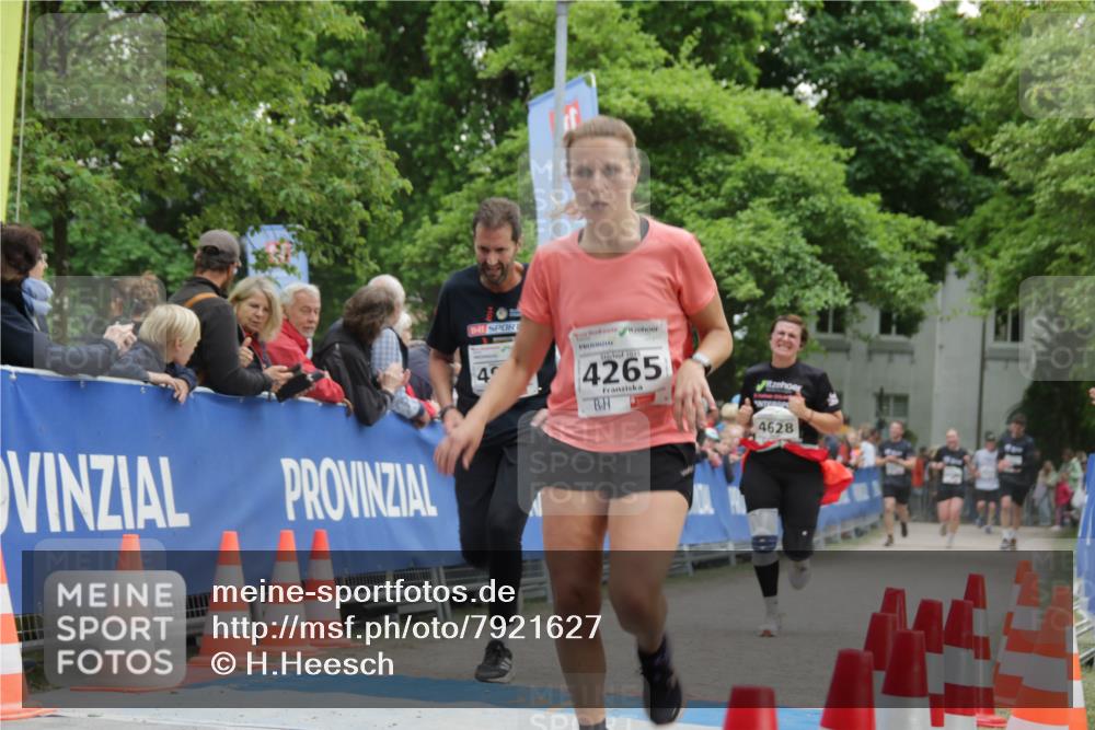 17.05.2025 - Störlauf H.Heesch http://msf.ph/oto/7921627 17.05.2025 19:01:50 Ziel 4, 4265, 4628 meine-sportfotos.de