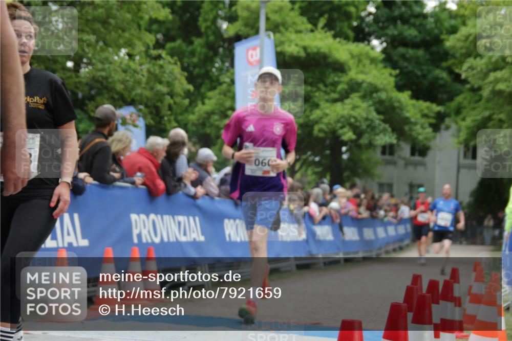 17.05.2025 - Störlauf H.Heesch http://msf.ph/oto/7921659 17.05.2025 19:02:52 Ziel 060 meine-sportfotos.de