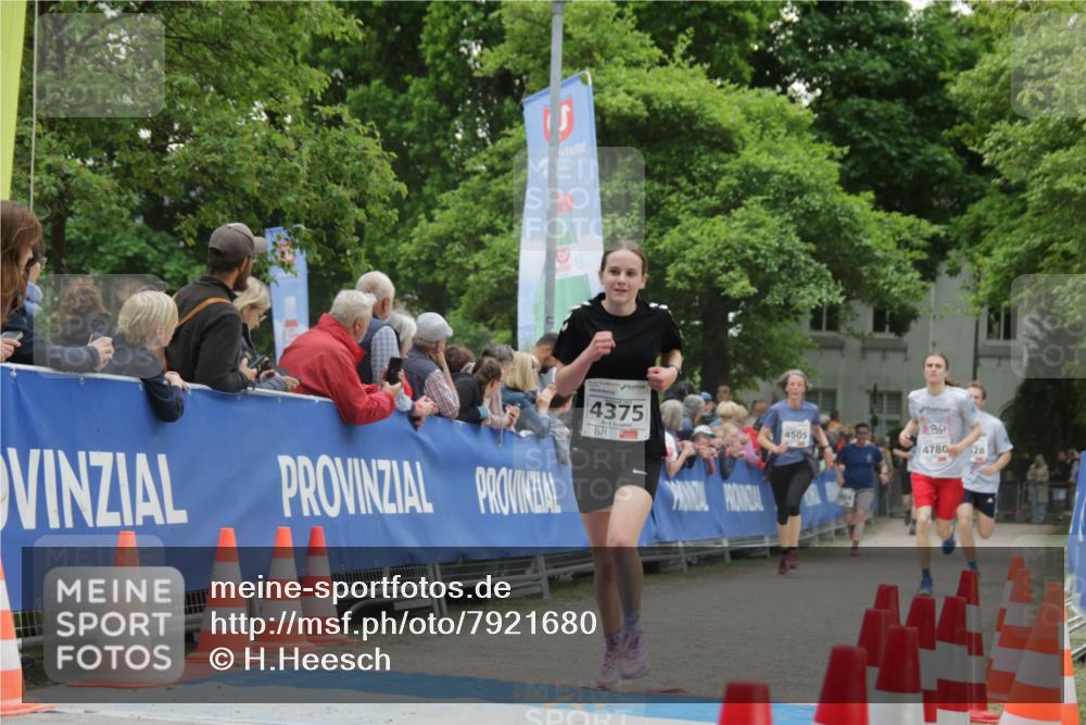 17.05.2025 - Störlauf H.Heesch http://msf.ph/oto/7921680 17.05.2025 19:03:24 Ziel 4375, 4505, 861, 4780, 528 meine-sportfotos.de