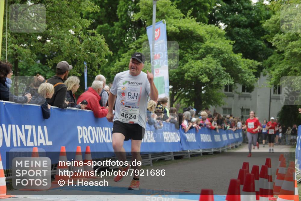17.05.2025 - Störlauf H.Heesch http://msf.ph/oto/7921686 17.05.2025 19:03:43 Ziel 4624 meine-sportfotos.de