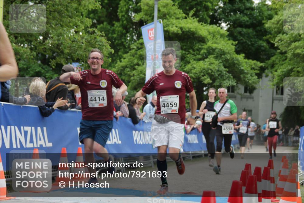 17.05.2025 - Störlauf H.Heesch http://msf.ph/oto/7921693 17.05.2025 19:03:53 Ziel 4414, 4459, 443, 4598, 4397, 14 meine-sportfotos.de
