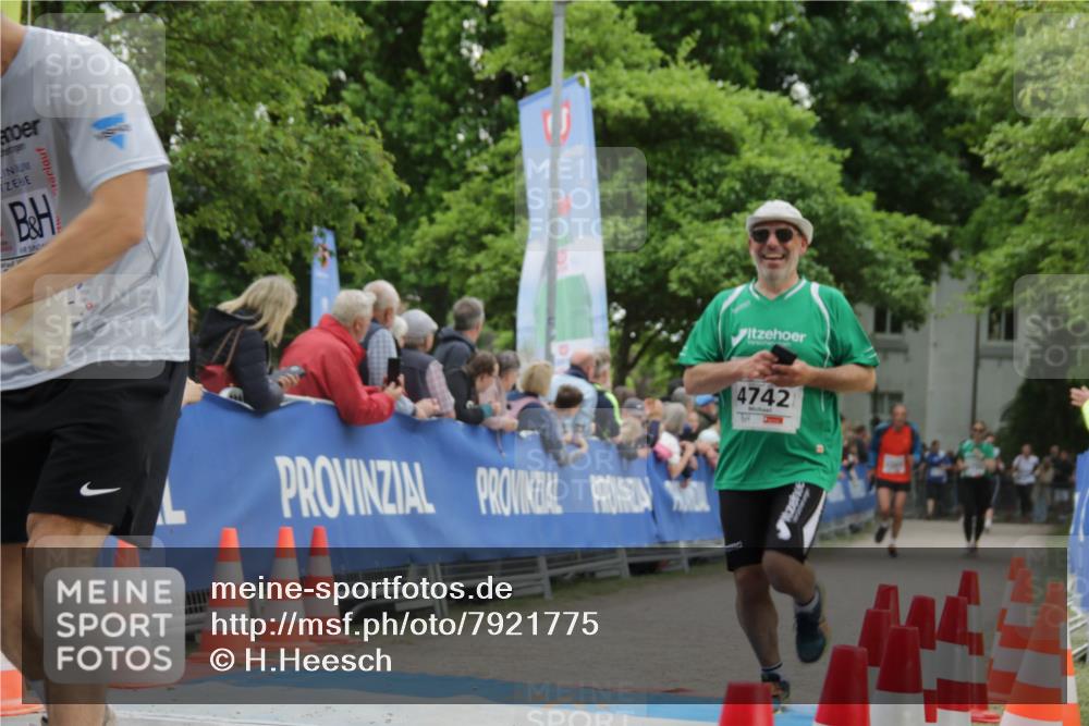17.05.2025 - Störlauf H.Heesch http://msf.ph/oto/7921775 17.05.2025 19:06:06 Ziel 4742 meine-sportfotos.de