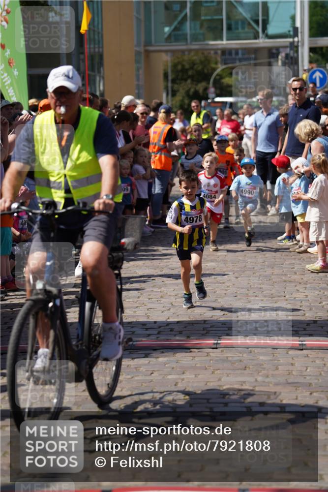 13.06.2025 - Holstenköstenlauf Felixshl http://msf.ph/oto/7921808 13.06.2025 15:01:56 Laufen  meine-sportfotos.de