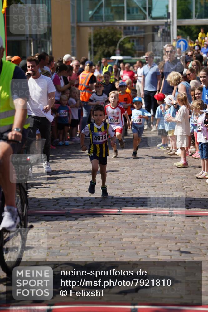 13.06.2025 - Holstenköstenlauf Felixshl http://msf.ph/oto/7921810 13.06.2025 15:01:57 Laufen  meine-sportfotos.de