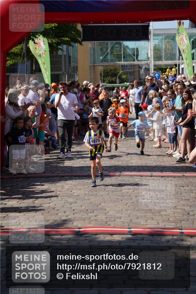 13.06.2025 - Holstenköstenlauf Felixshl http://msf.ph/oto/7921812 13.06.2025 15:01:58 Laufen  meine-sportfotos.de