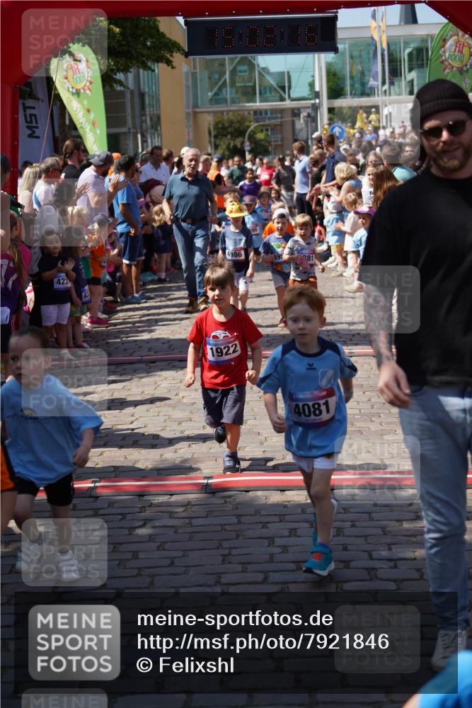 13.06.2025 - Holstenköstenlauf Felixshl http://msf.ph/oto/7921846 13.06.2025 15:02:16 Laufen  meine-sportfotos.de